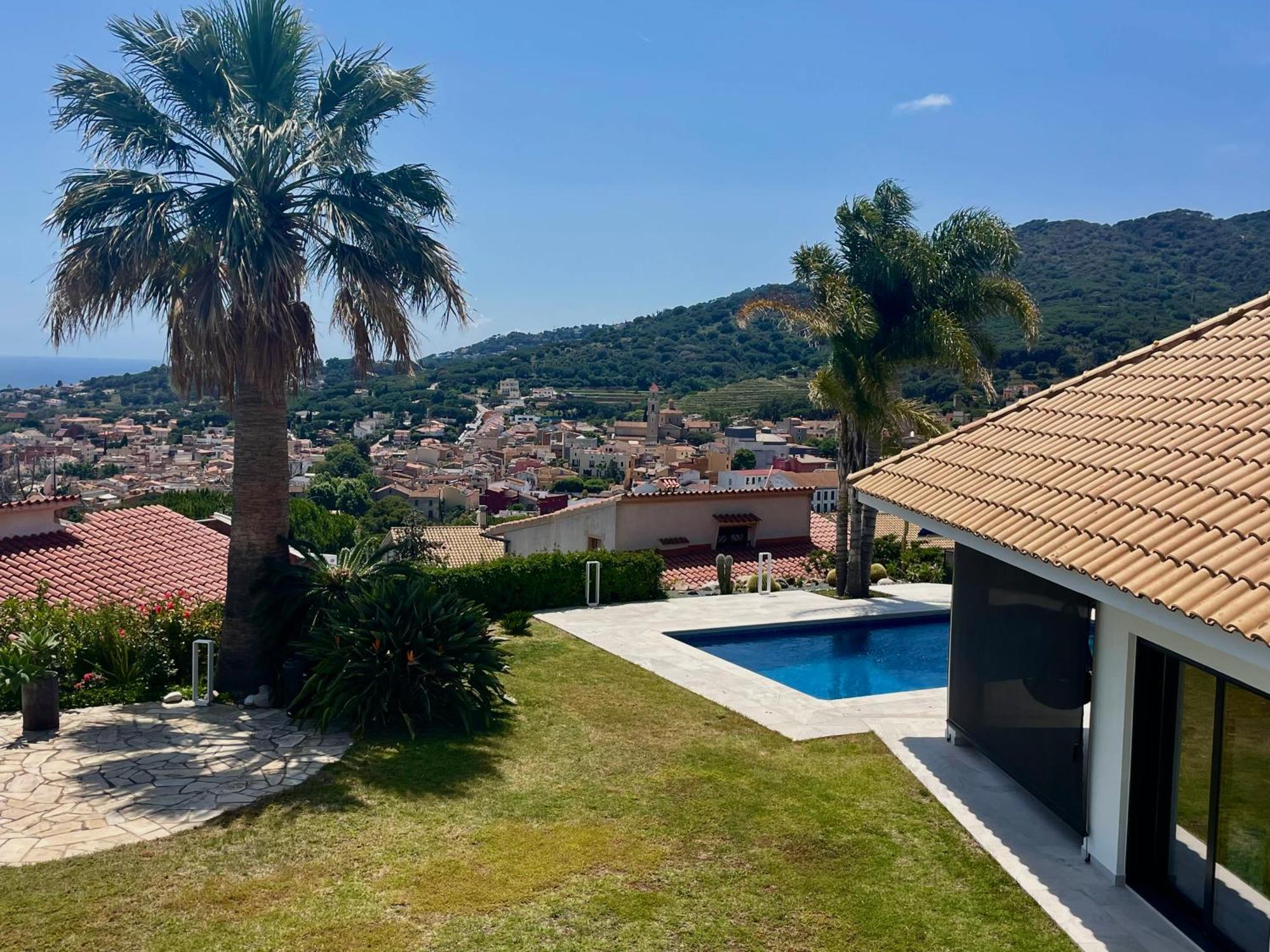 Palm Maresme - Suite With Bathroom And Terrasse With Ocean Views In A Private Villa Vilassar De Dalt Exterior foto